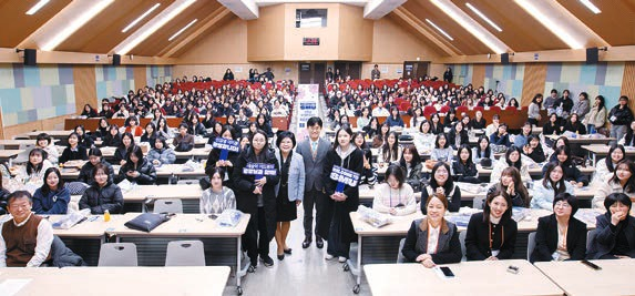[중앙일보][교육이 미래다] 한류 중심 글로벌 대학 구축 등 '제3창학' 선포